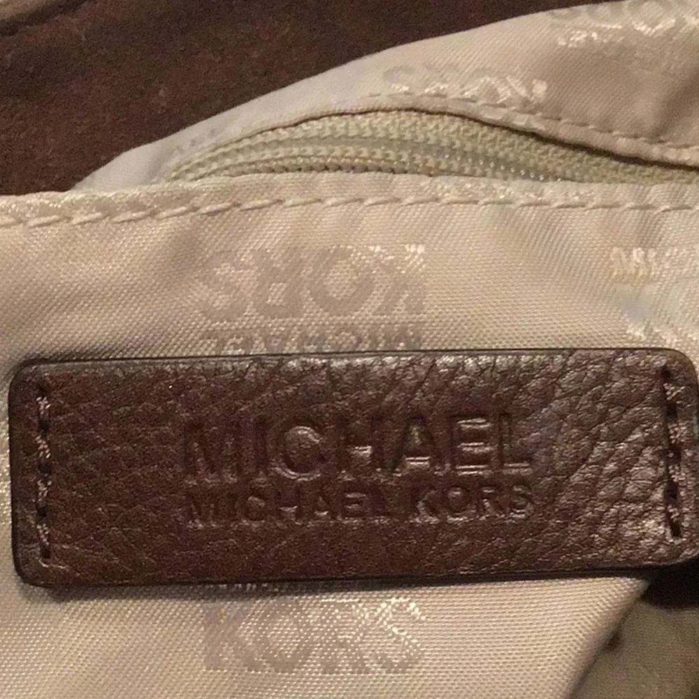 Michael Kors MK Hudson Downtown Suede Leather Large Shoulder Bag